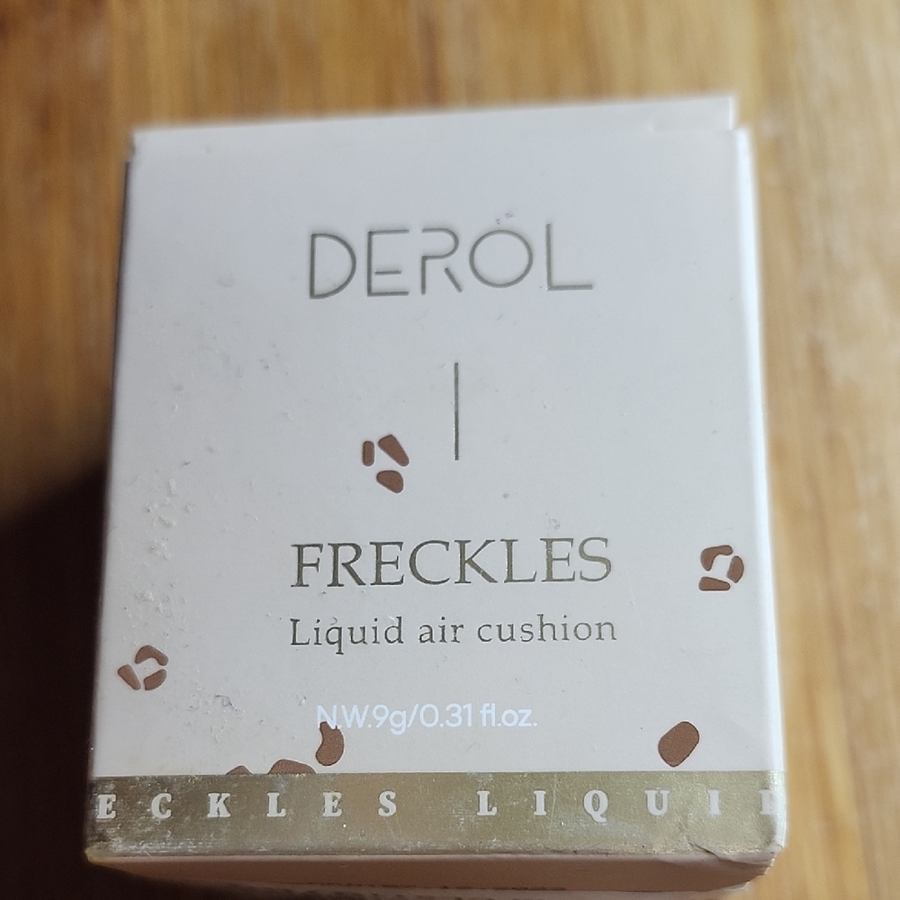 Derol Freckles 01# Light